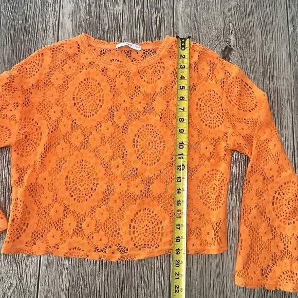 Mango Embroidered openwork t-shirt Size Medium - Picture 4 of 7